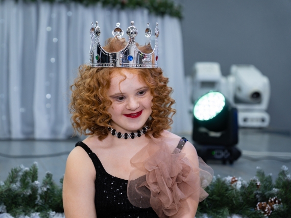 Удмуртская республиканская организация ВОИ подарила сказку гостям пятого ежегодного инклюзивного бала «Победный вальс»