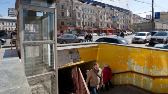 В подземных переходах появятся лифты для инвалидов