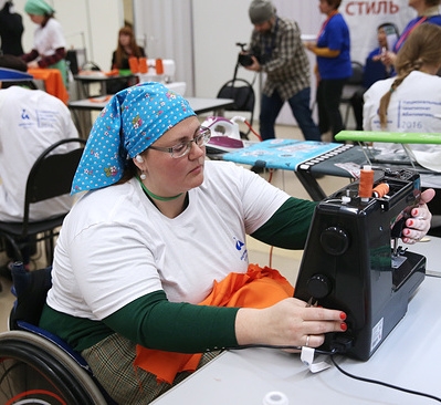В РФ планируется трудоустроить до 300 тыс. инвалидов в 2017 году