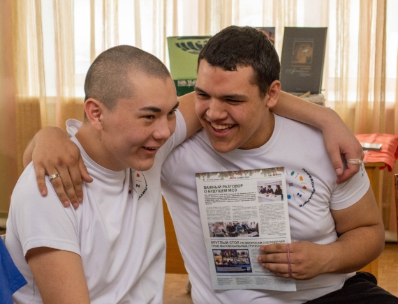 «Весенняя капель» стёрла грани между поколениями: в Алтайском крае прошёл межпоколенческий инклюзивный квест